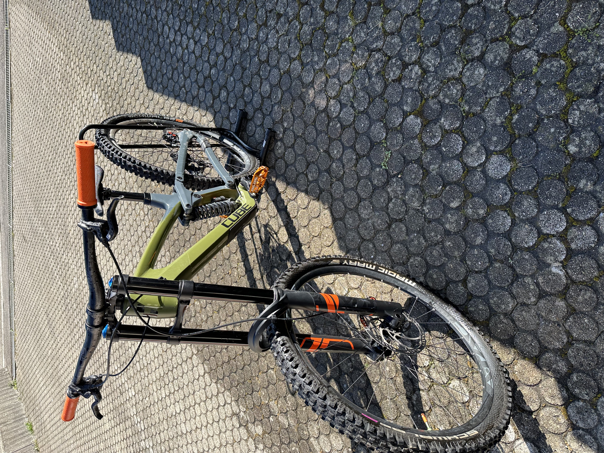 Cube Two15 HPC SL 2021