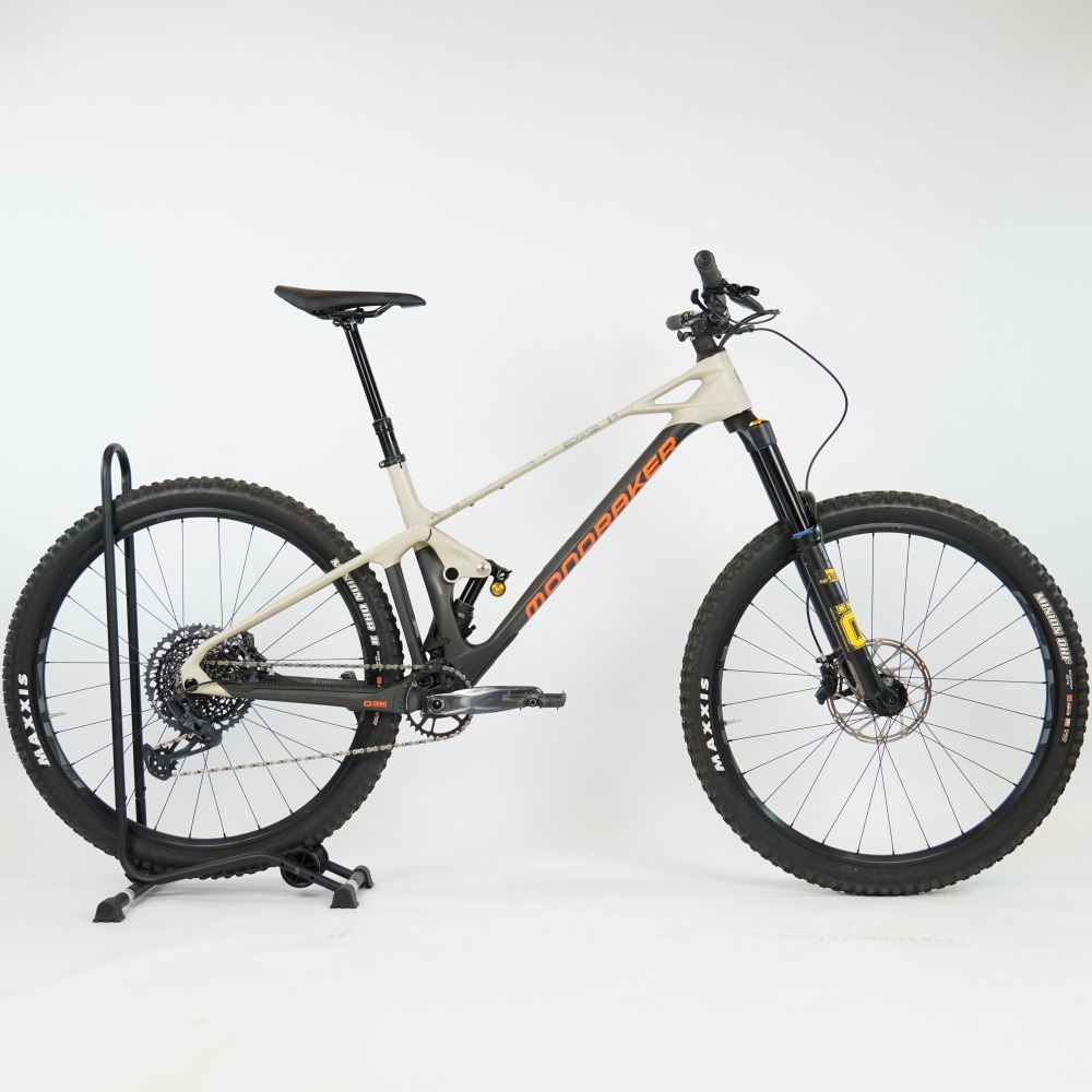 Mondraker Foxy Carbon 2023