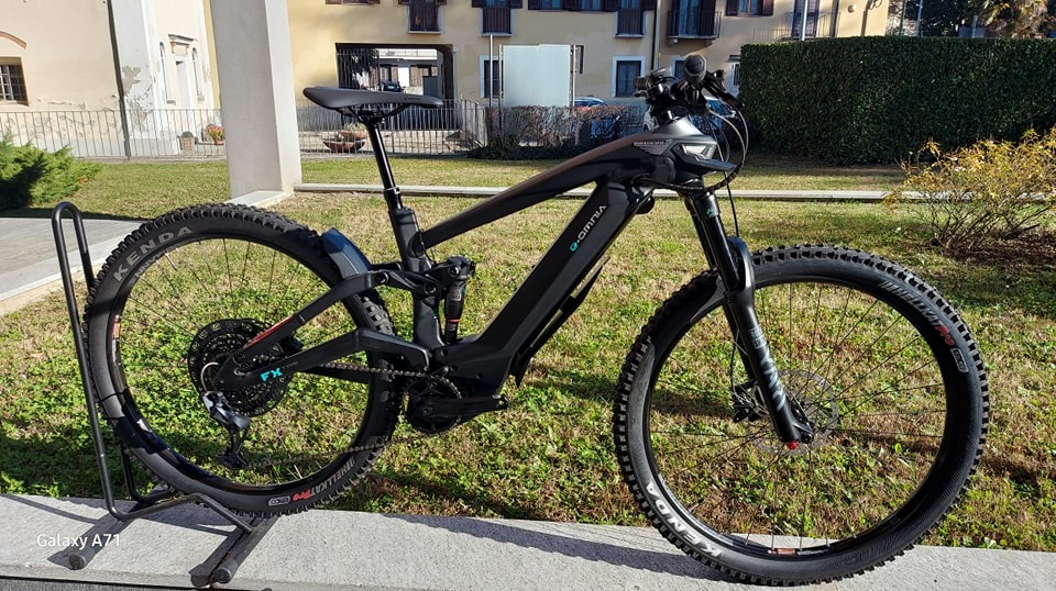 Bianchi E-OMNIA FX TYPE 2023