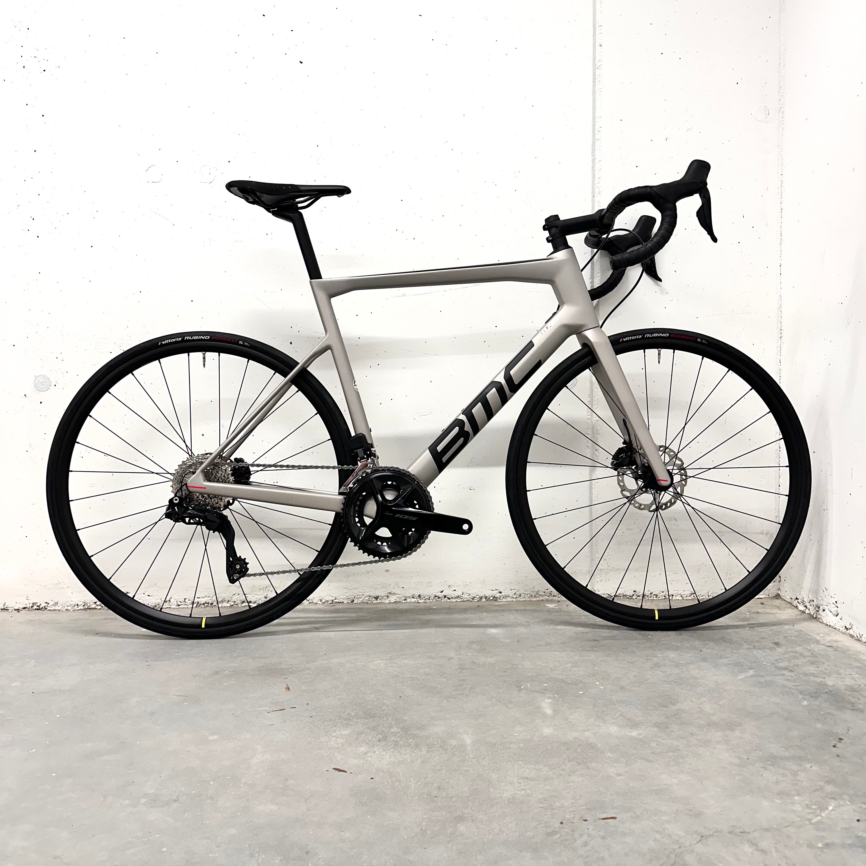 BMC Teammachine SLR Five Shimano 105 Di2 58 cm 2023