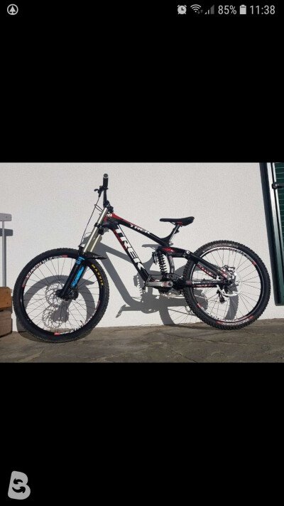Trek Session 9.9 Carbon