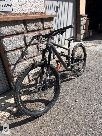 Specialized Status 160 2023