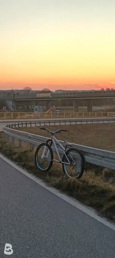 NS Bikes metropolis 2012