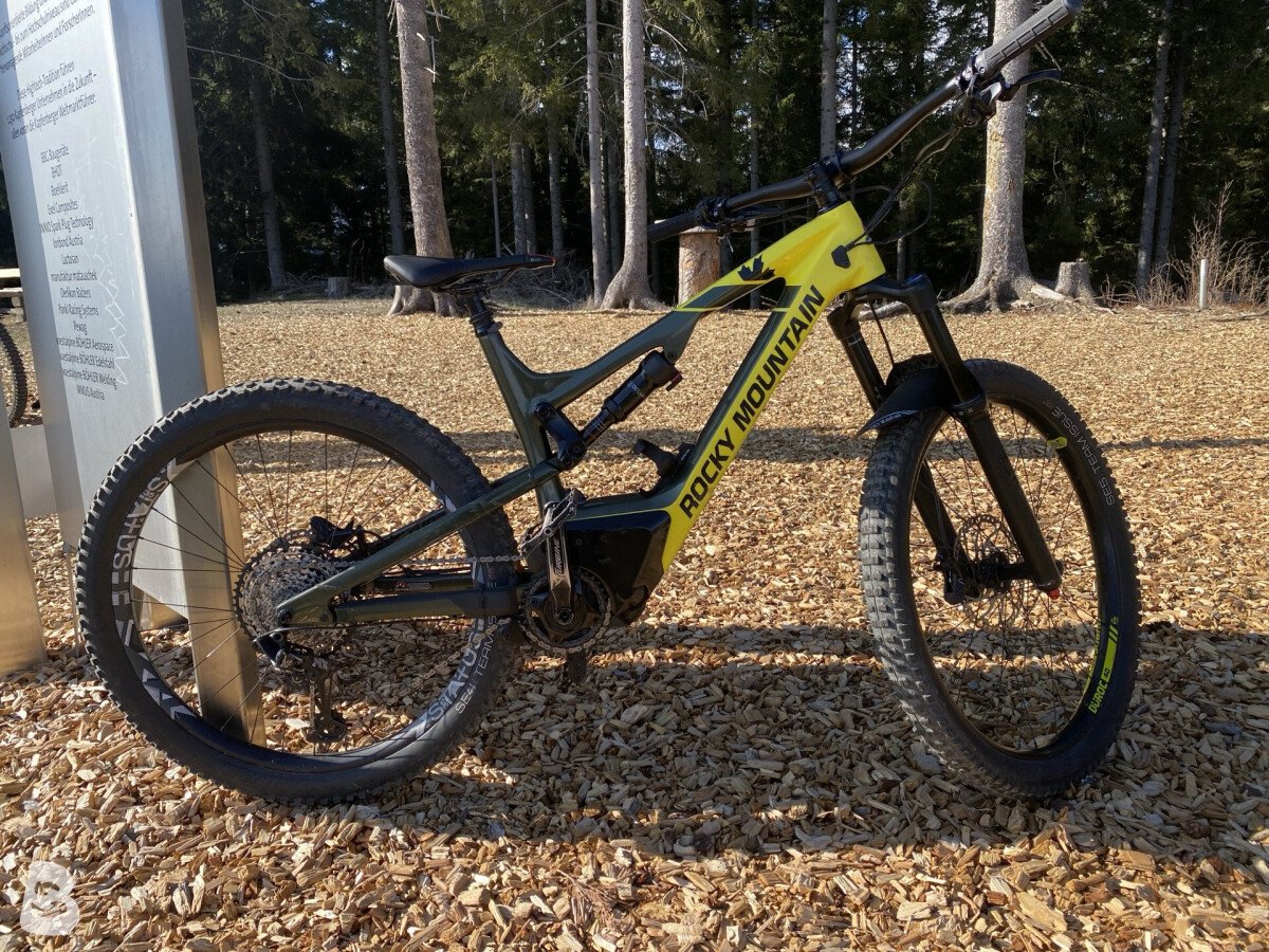 Rocky Mountain Altitude Carbon 70 2019 utilisé