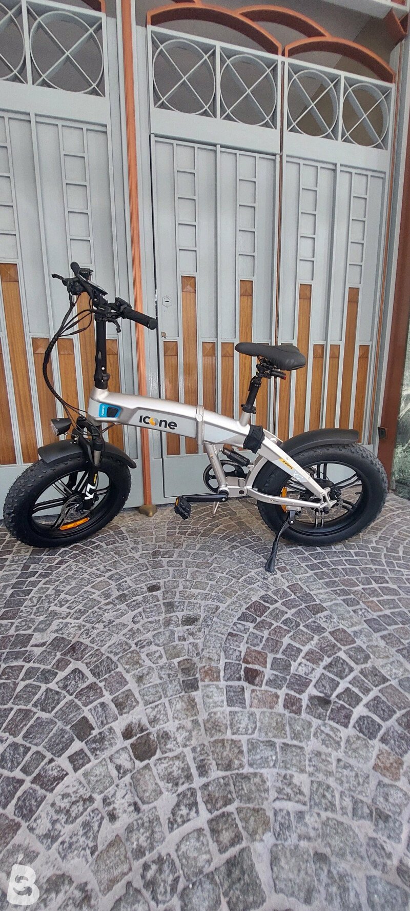 Icone Fat bike icone x7 cross silver 48v 2022