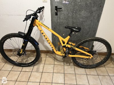 Commencal SUPREME DH V5 OHLINS EDITION 2023