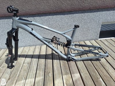 Nukeproof Mega 290 2019