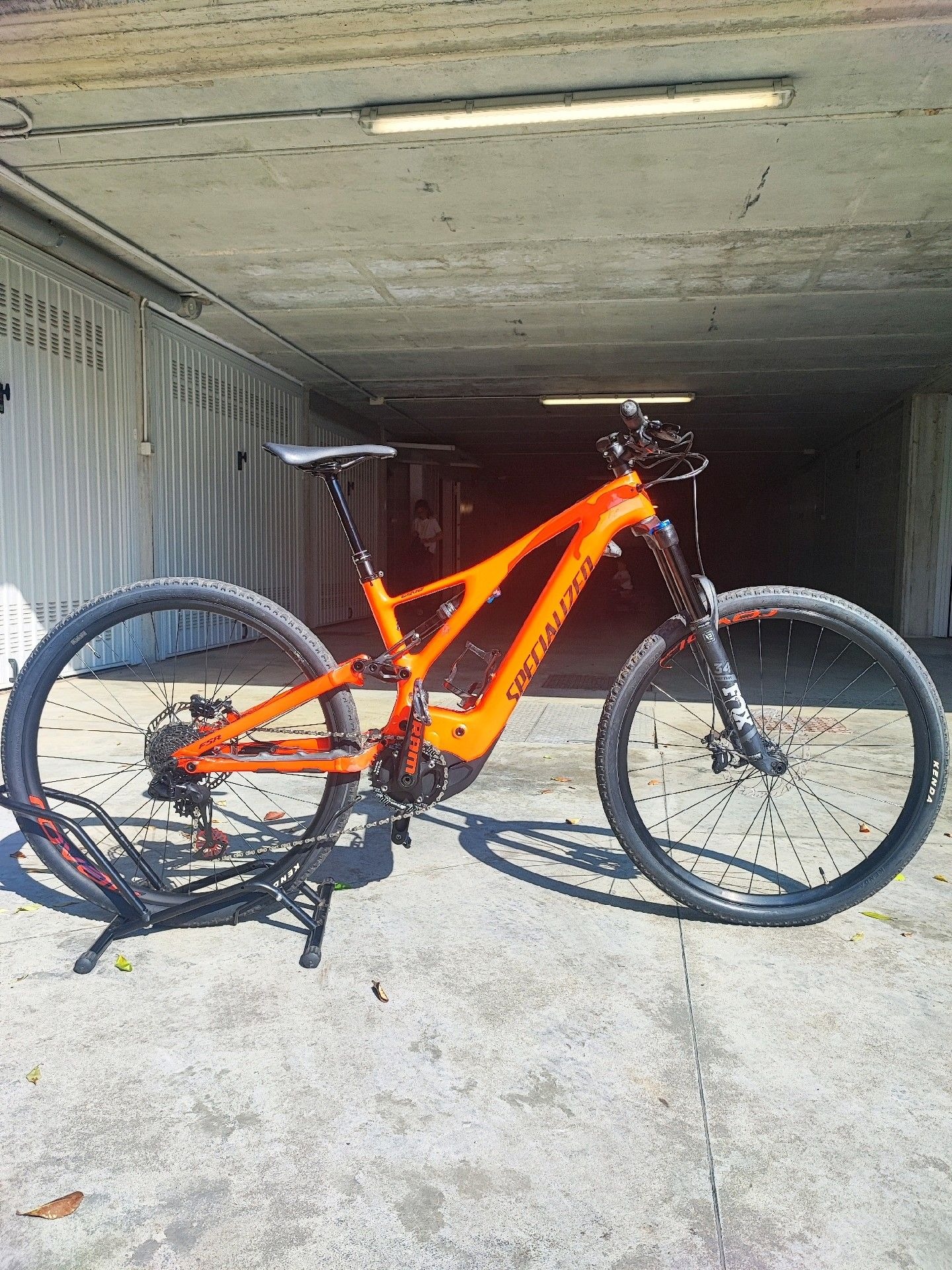Specialized Turbo Levo Comp Carbon 2019