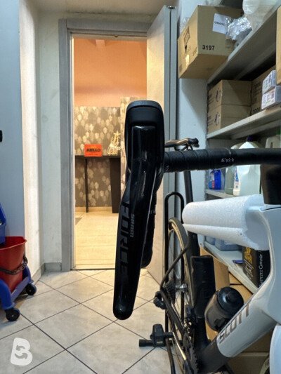 Sram Force AXS 12 velocità per freno meccanico