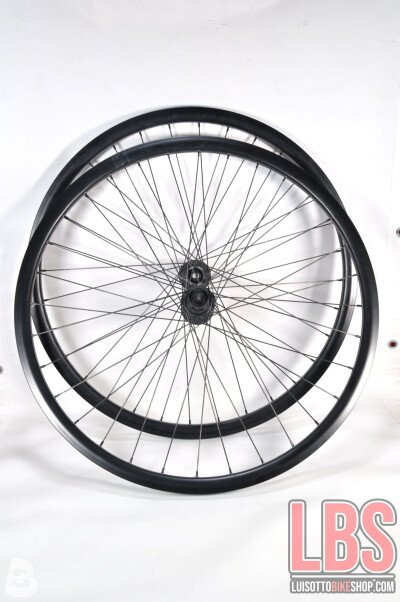 Canyon Cerchi ruote Corsa Gravel Urban Canyon perno 12x100 12x142. Center lock. Canale interno 21mm.