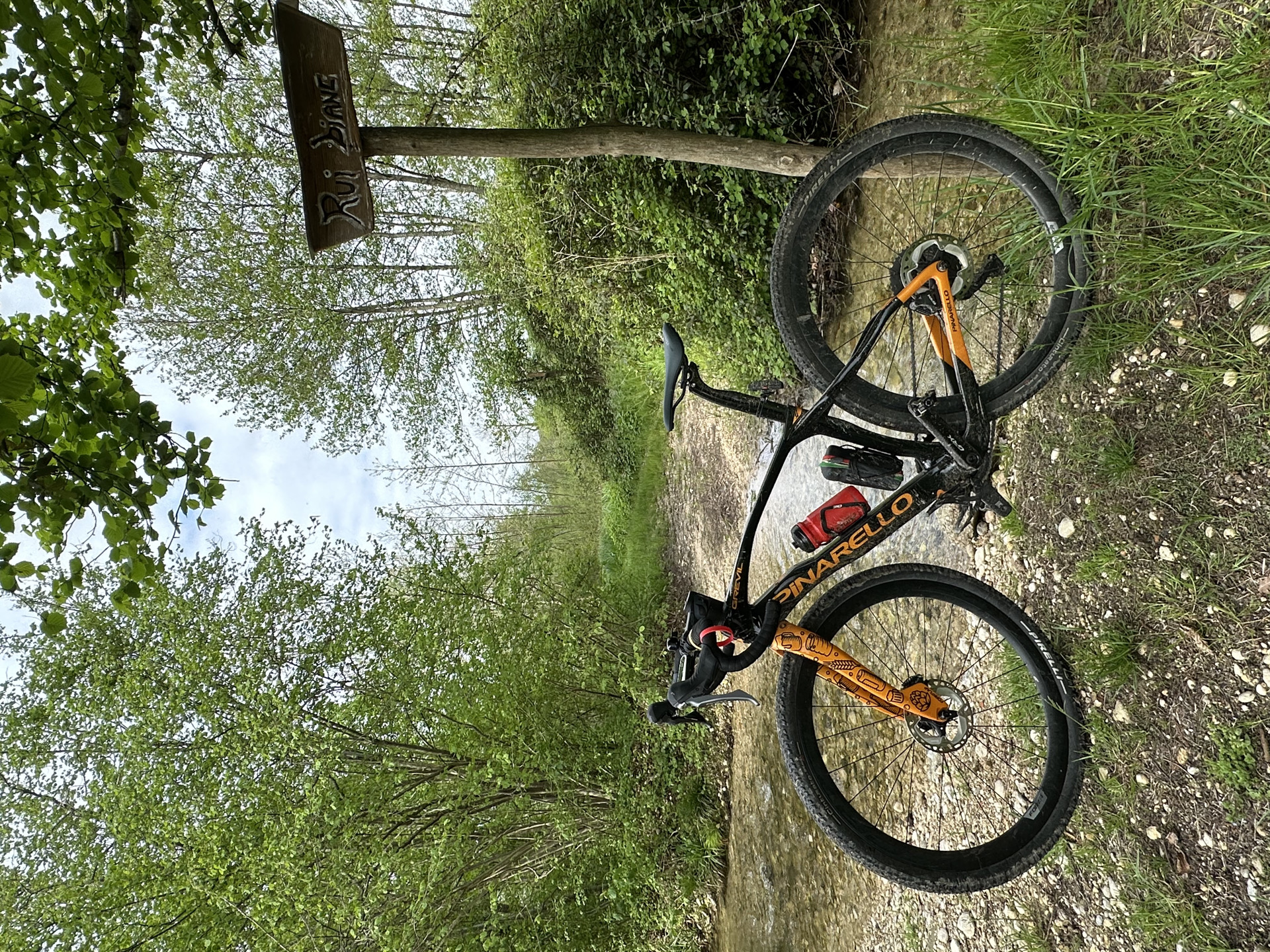 Pinarello Grevil 105 Bike 2022 used