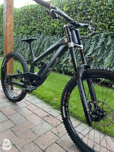 YT Industries Tues 2022