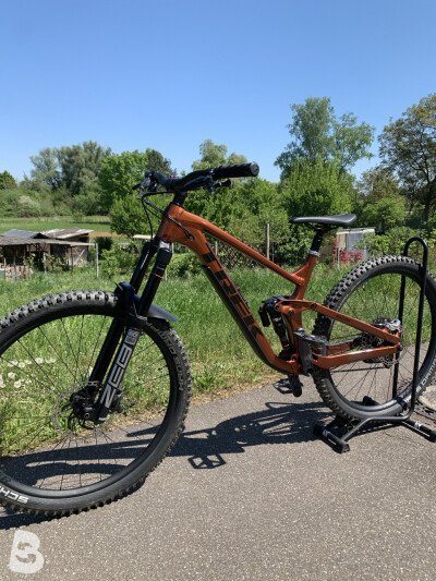 Trek Slash 8 2023