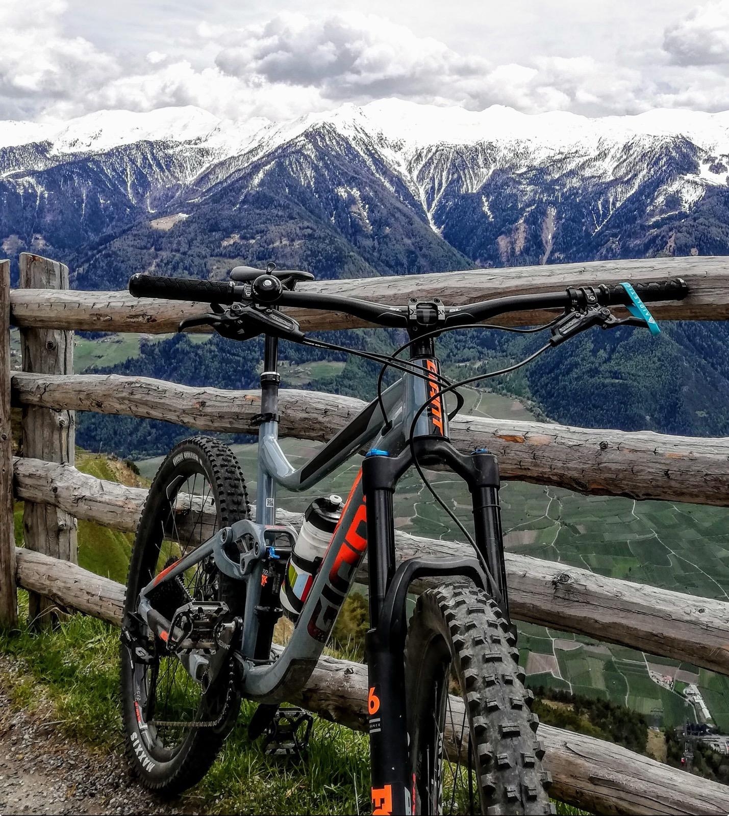 Giant 1.5 Ltd 2018