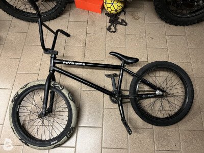 Flybikes neutron 2019