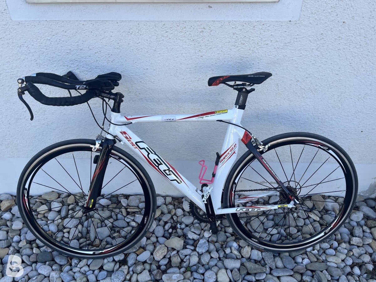 FELT S22 トライアスロンバイク FELT S22 トライアスロンバイク