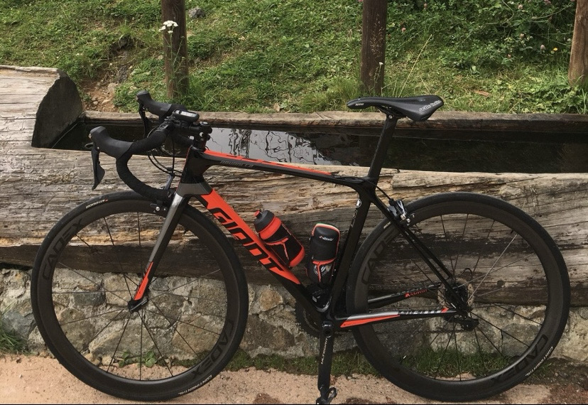 Giant Tcr Advanced Pro 1 2018