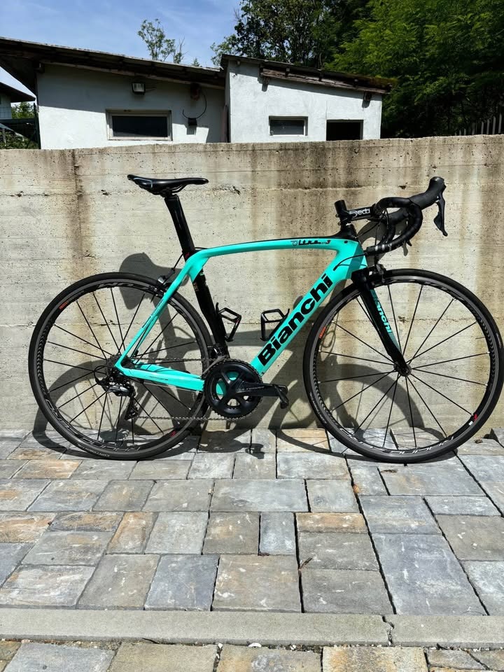 Bianchi Oltre XR3 2021 used