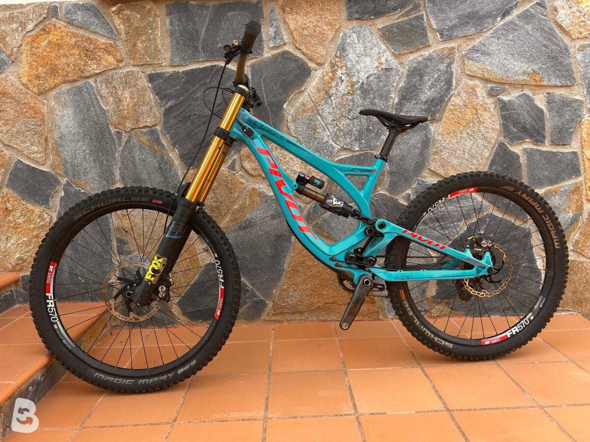 Used Affordable Downhill Bikes World Cup Downhill Mens Downhill