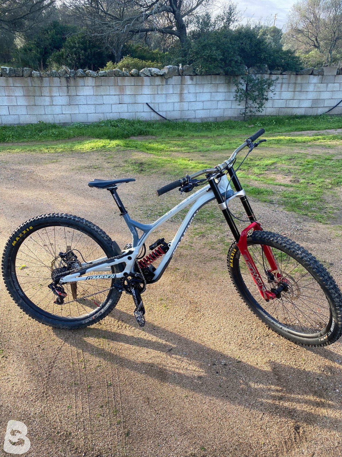 Commencal Supreme DH V4.3 Team 2020 used