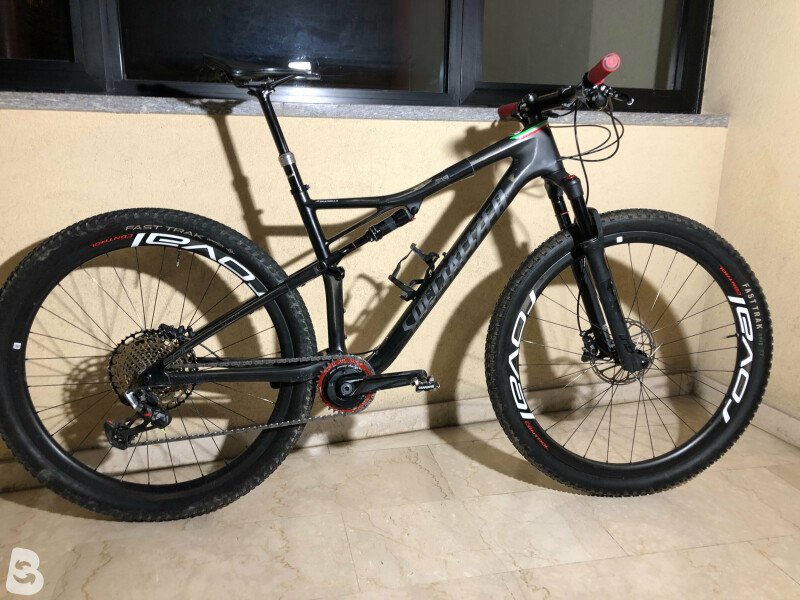 Specialized Epic Expert 2019 Used