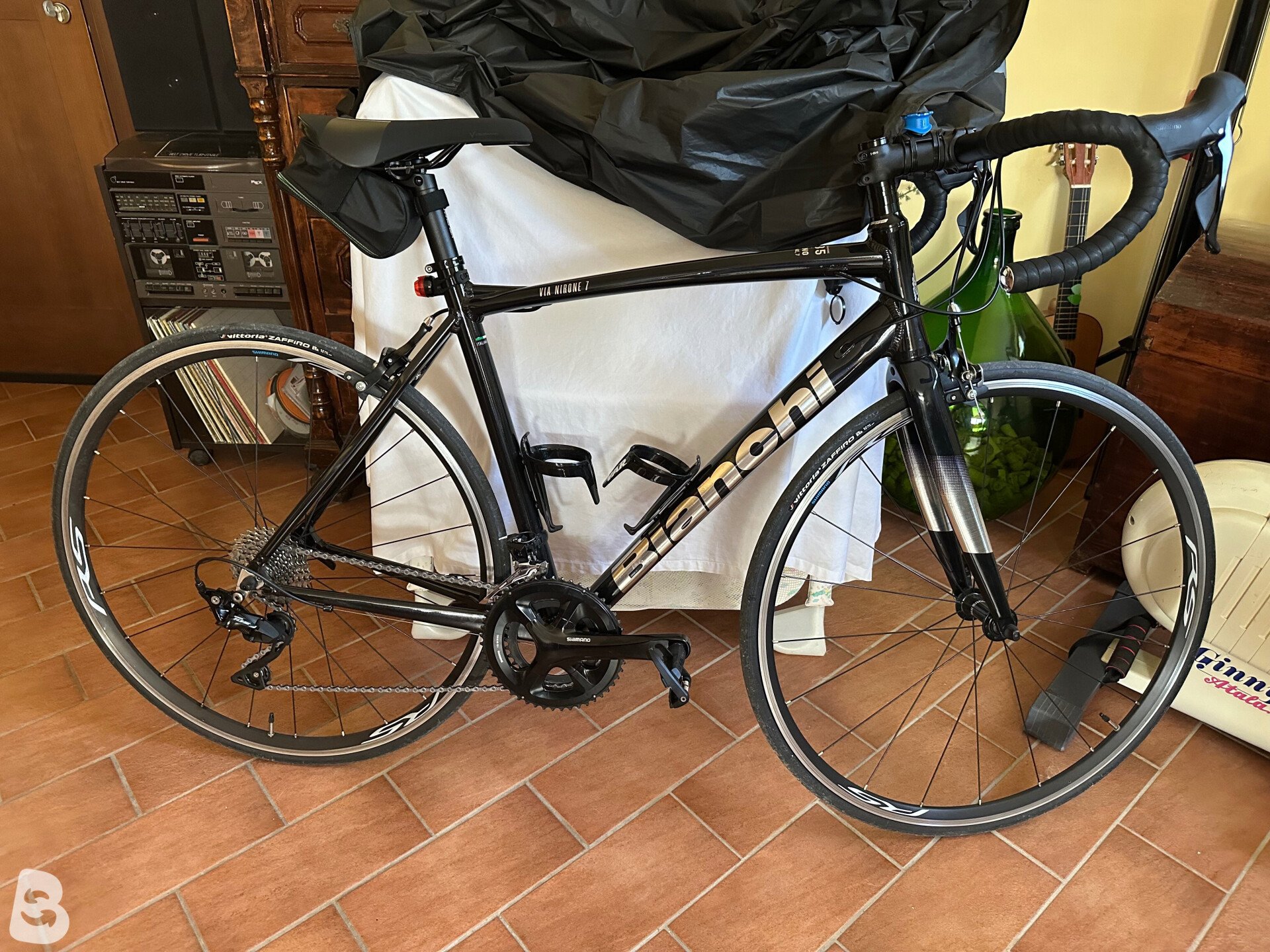 Bianchi VIA NIRONE 7 MATT BLACK コンポ105 Bianchi Via Nirone 7 105 2025 used