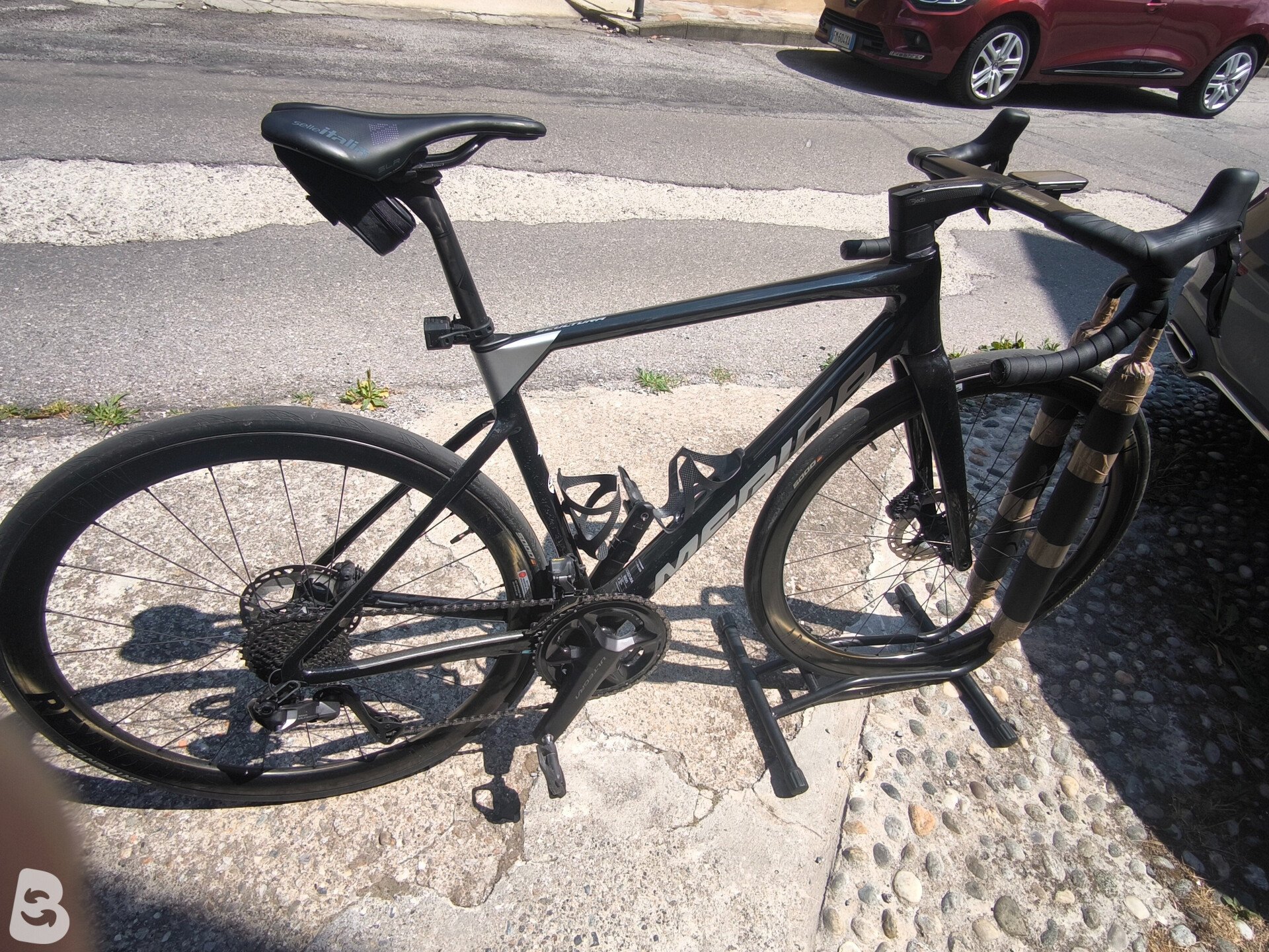 1000044032___optimized-bike-ad