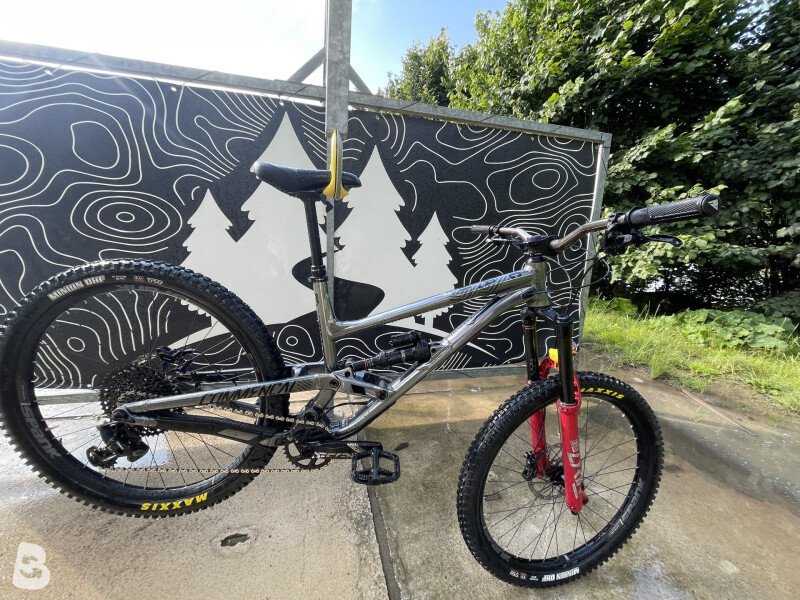 Commencal Clash Race 2020 used