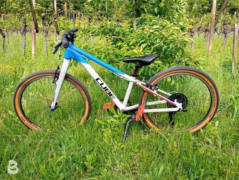fahrradhelme visier Urbaner Fahrradhelm Overade mit Bremslicht, Visier und Blinkern main image 1