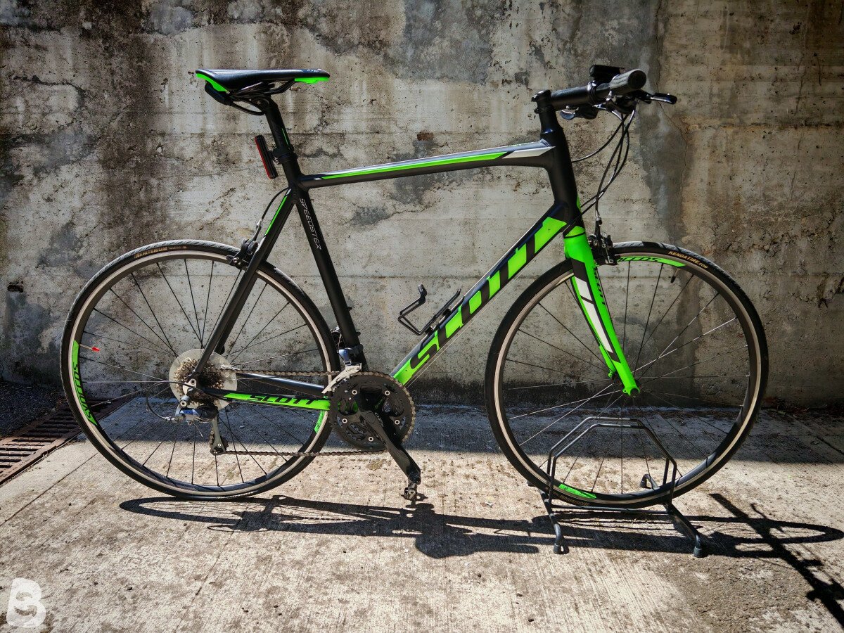 Scott Speedster 40 Flat Bar Road Bike 2017 2017 used