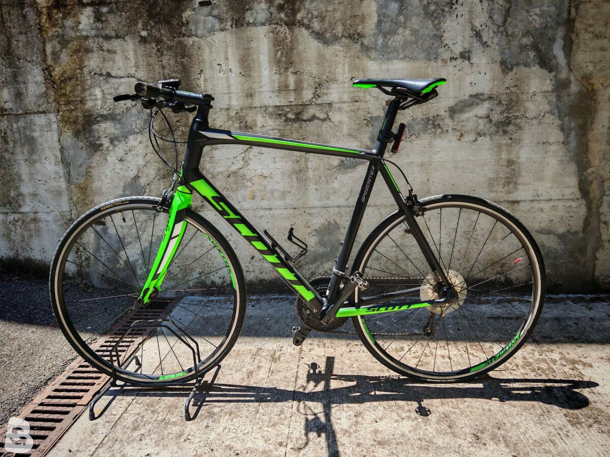 Scott Speedster 40 Flat Bar Road Bike 2017 2017 used