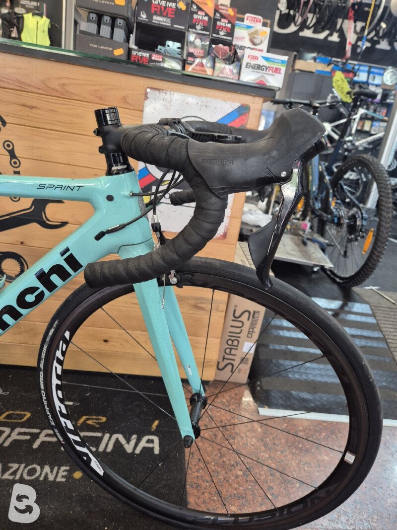 おまけ有りBianchi sprint105 disc2021関東手渡し おまけ有りBianchi sprint105 disc2021関東手渡し