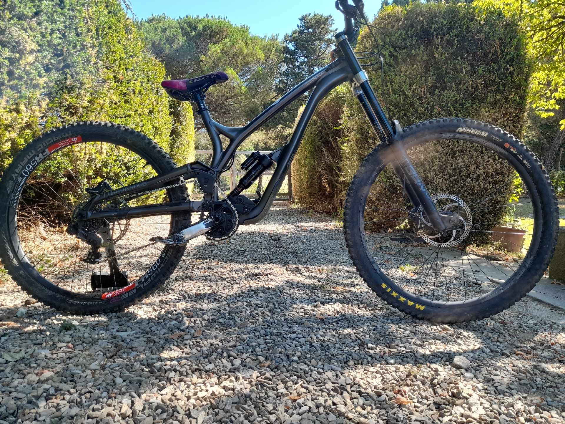 Commencal Supreme V5 Wallpaper Commencal Supreme V5 Wallpaper