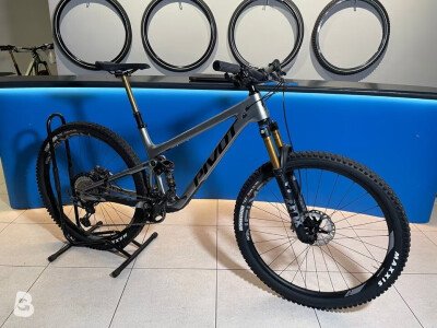 Pivot Trail 429 Plus Team XTR 2021