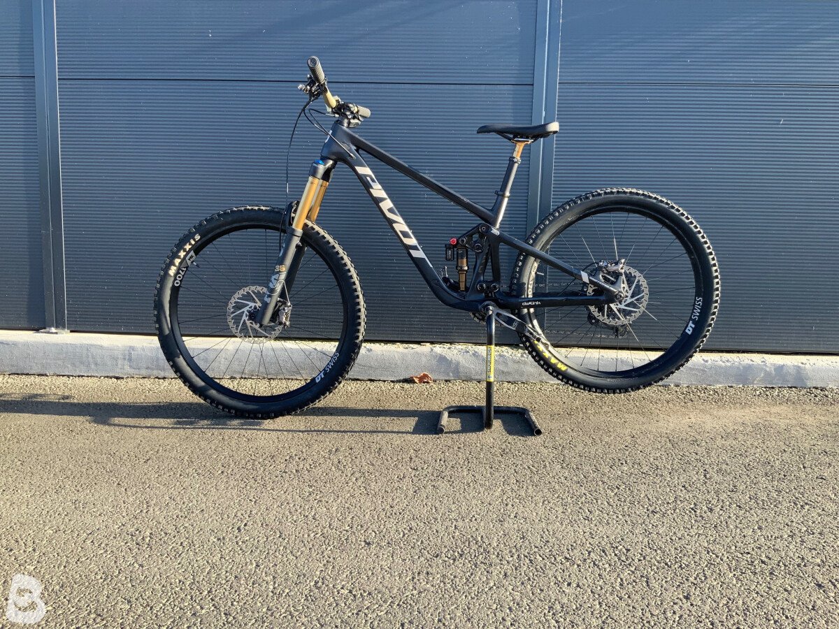 Pivot Switchblade Pro XT/XTR 2024 used