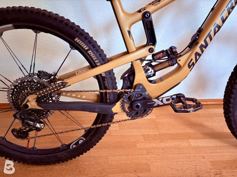 kaichi　SANTACRUZ NOMAD CC 2019カーボンフレー Santa Cruz Nomad Carbon CC (2019-2020) Frame - Reviews