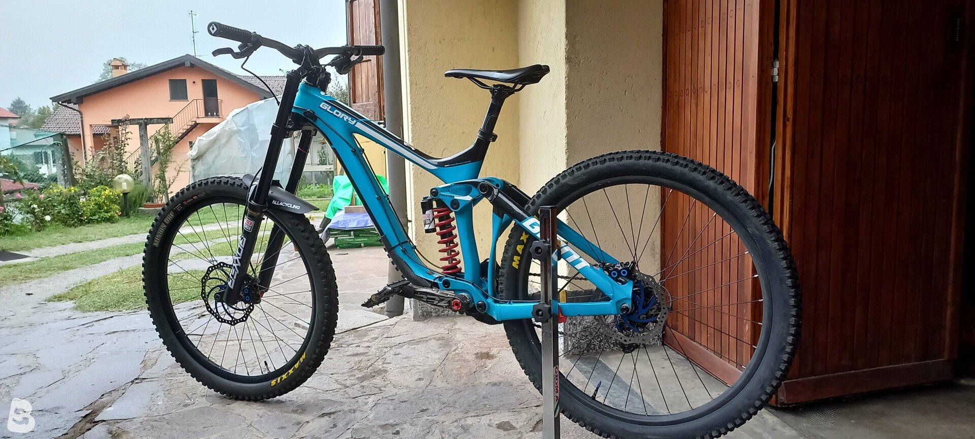 Giant glory 1 2017 full suspension mountain 2024 bike blue