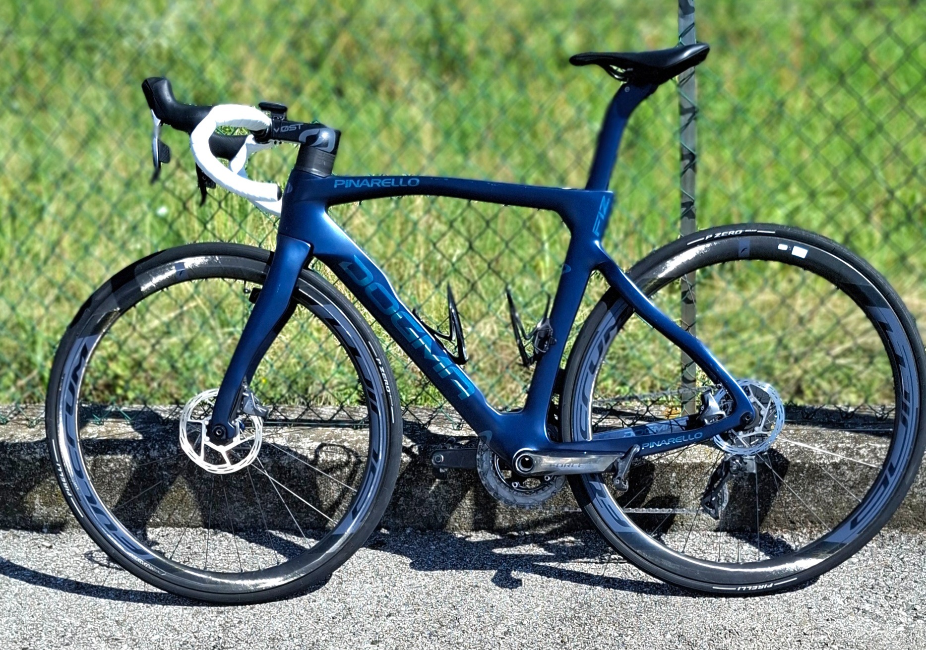 Pinarello Dogma F12 Disk Sram Red Axs Etap Bike 2023 used