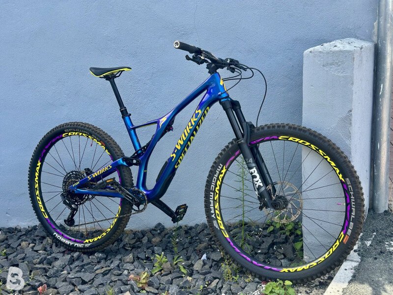 Specialized Stumpjumper comp carbon 2020 used