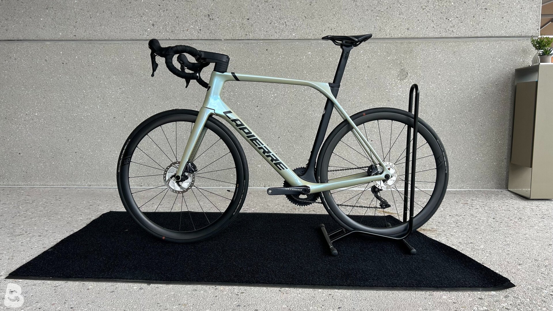 IMG_4038___optimized-bike-ad-