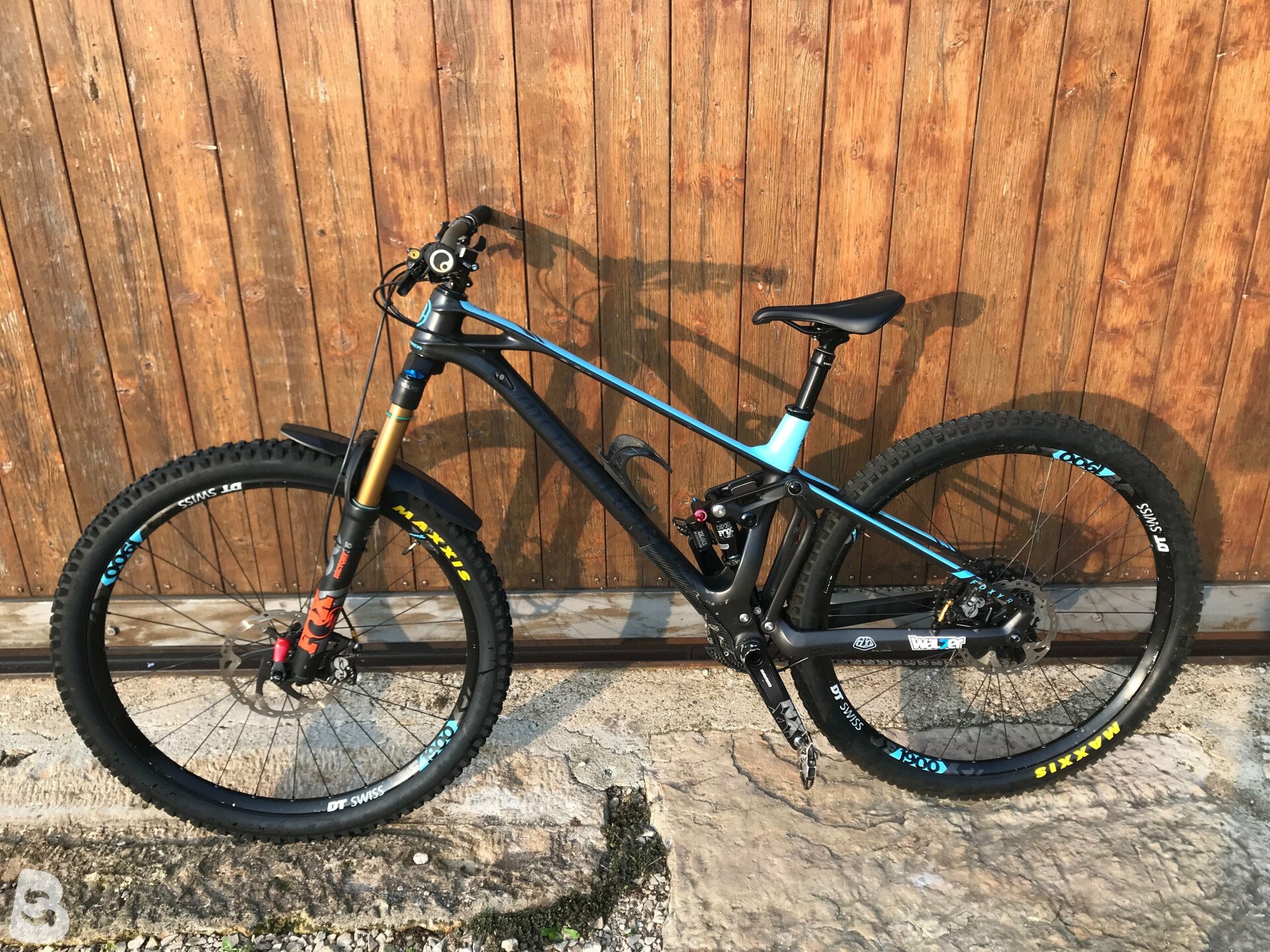 Mondraker foxy carbon sale r 29 2019