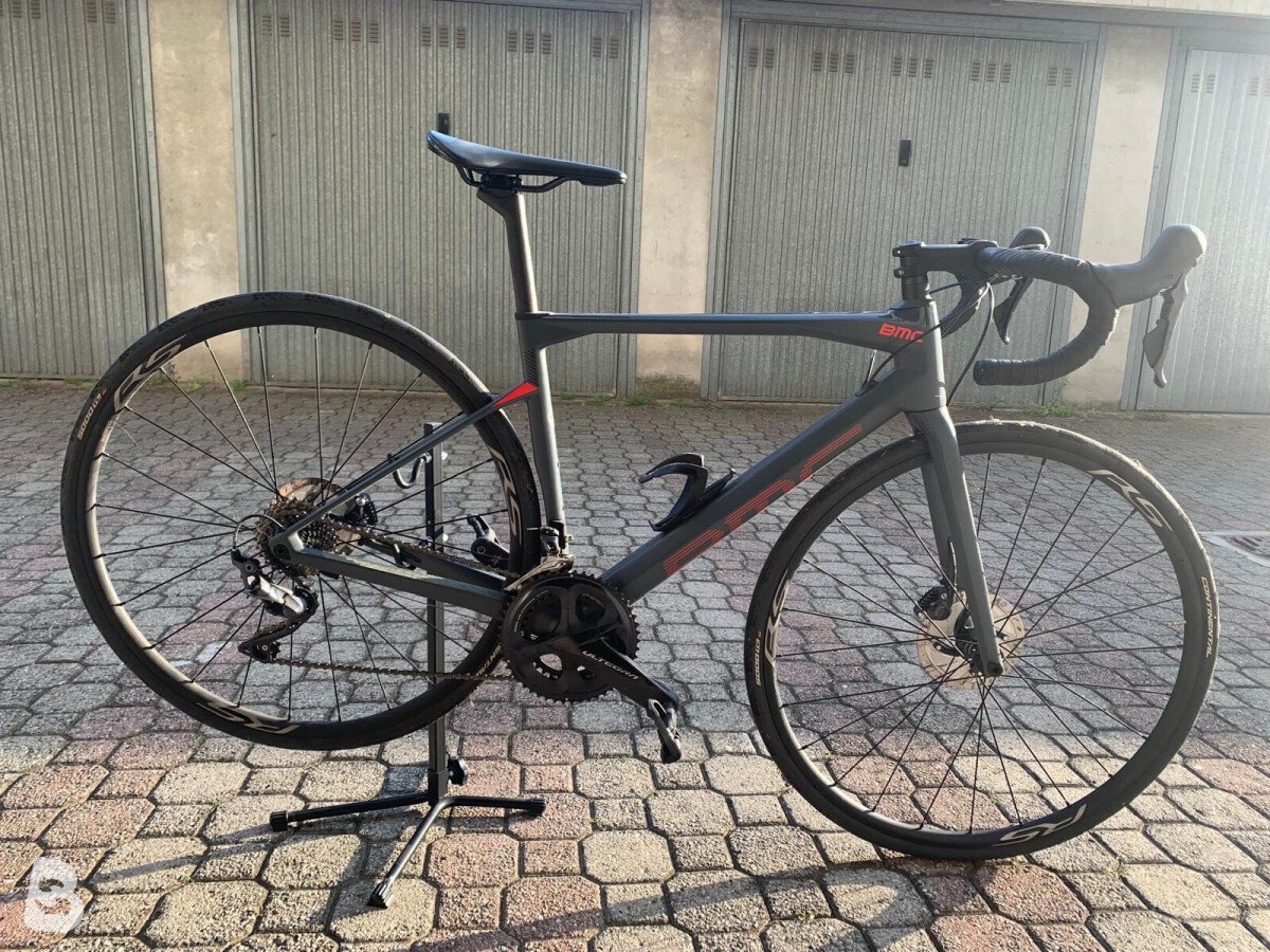 Ultegra Di2 Bmc Roadmachine 01 Three 2021 Review BMC Roadmachine