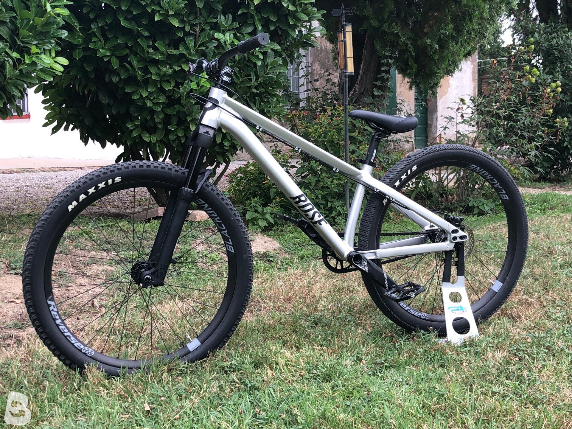 Pinkbike Giant Brass Rose The Bruce 2024 Used