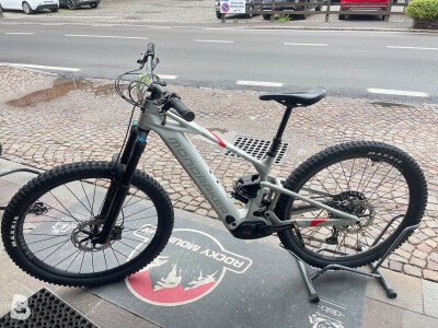 Mondraker Crafty Carbon R 2025