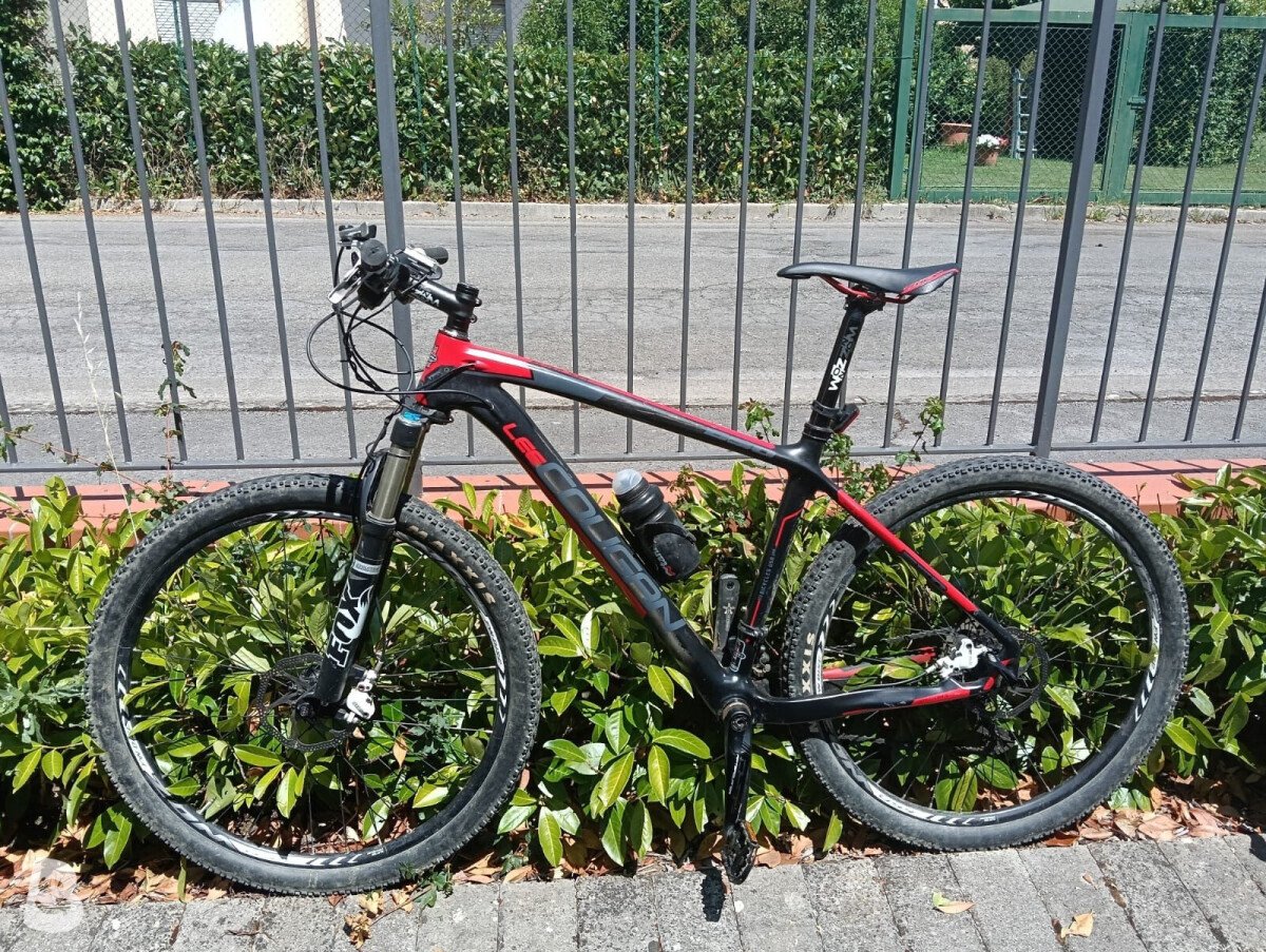 Lee Cougan Black Icon 2015 used