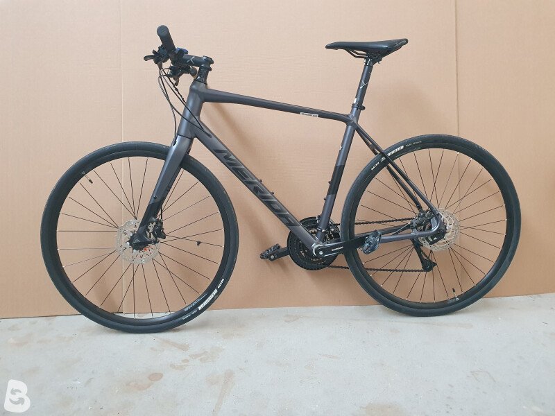 Merida MERIDA SPEEDER 100 DARK SILVER 2025 utilisé