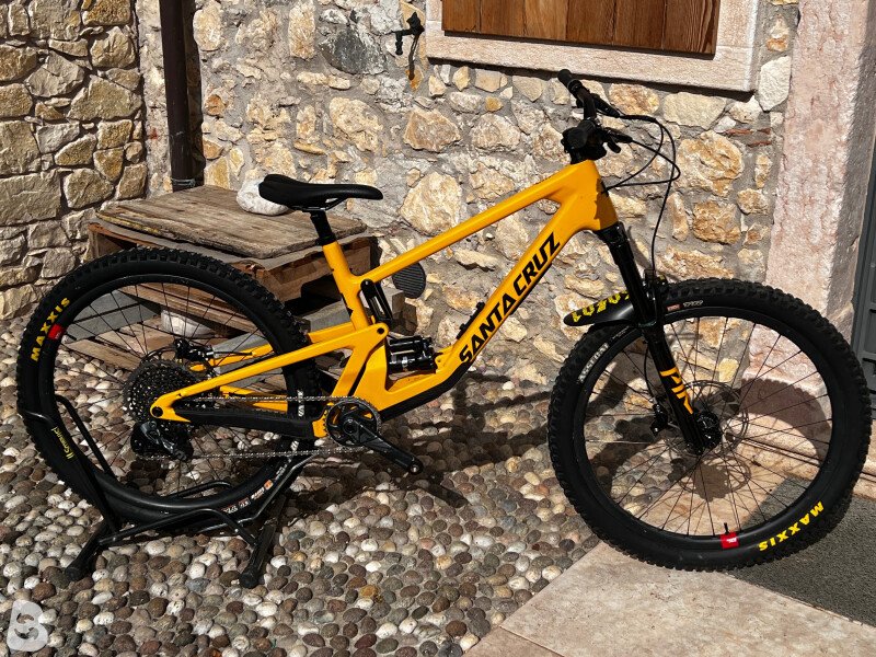 購入者優先　Santa Cruz 5010 サンタクルズ 5010 俊敏さが身の上の27.5プレイバイク - 2021