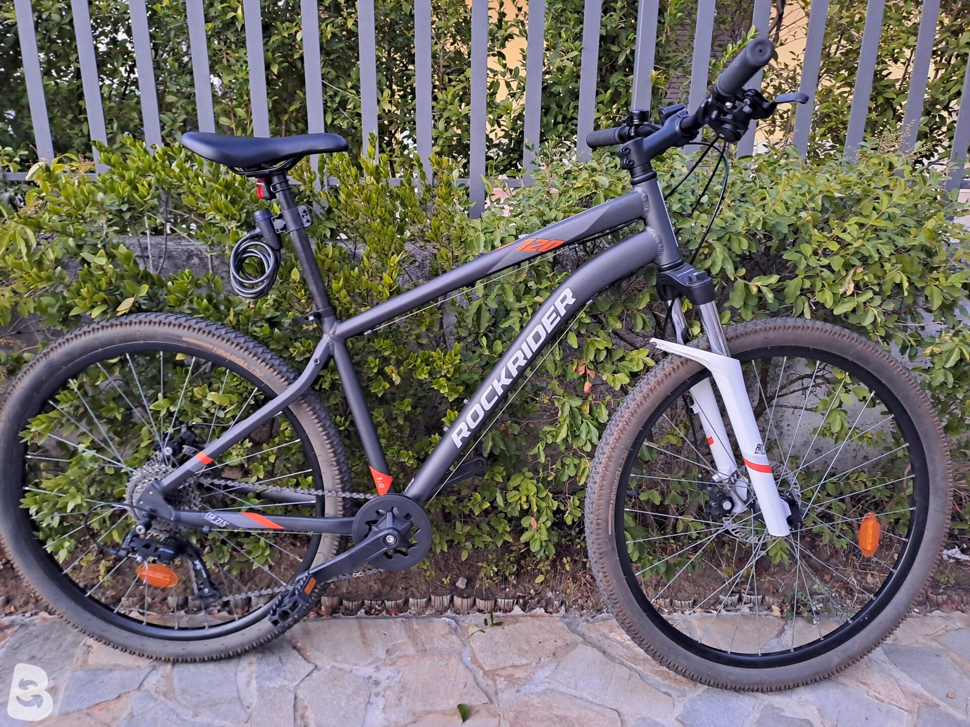 St 120 Rockrider Xl Size Touring Mountain Bike ST 120 Black/Blue