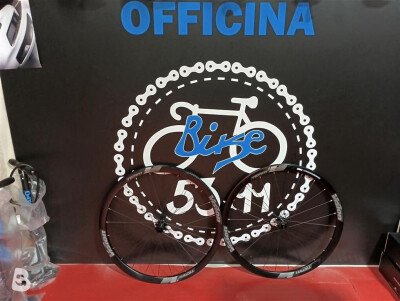 VISION TEAM 35 Tubeless Ready (Center Lock)