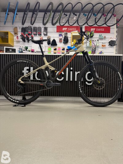 Mondraker Foxy Carbon RR 2023